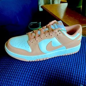 Nike Low Dunks in Rose Gold
